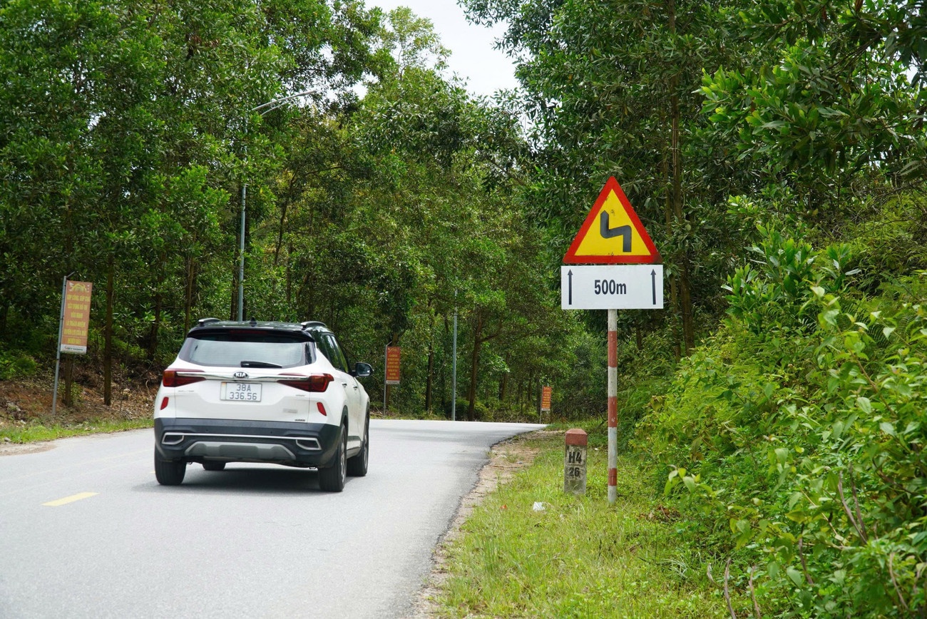 Nga xe len thi the anh 8