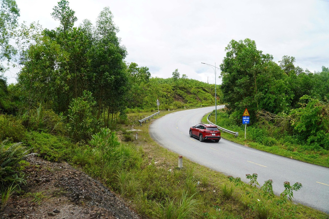 Nga xe len thi the anh 2