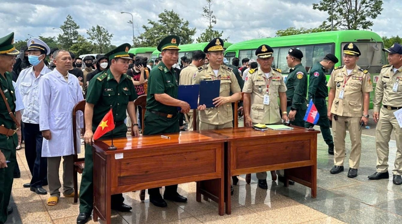 Viet Nam Campuchia anh 2