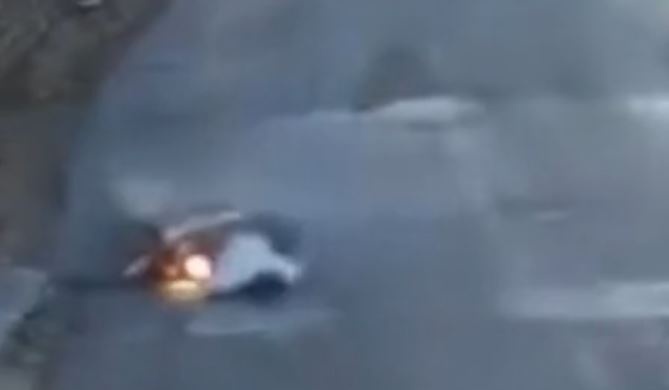 Lien tiep 3 vu nga xe tai cai ho giua duong trong mot thang hinh anh