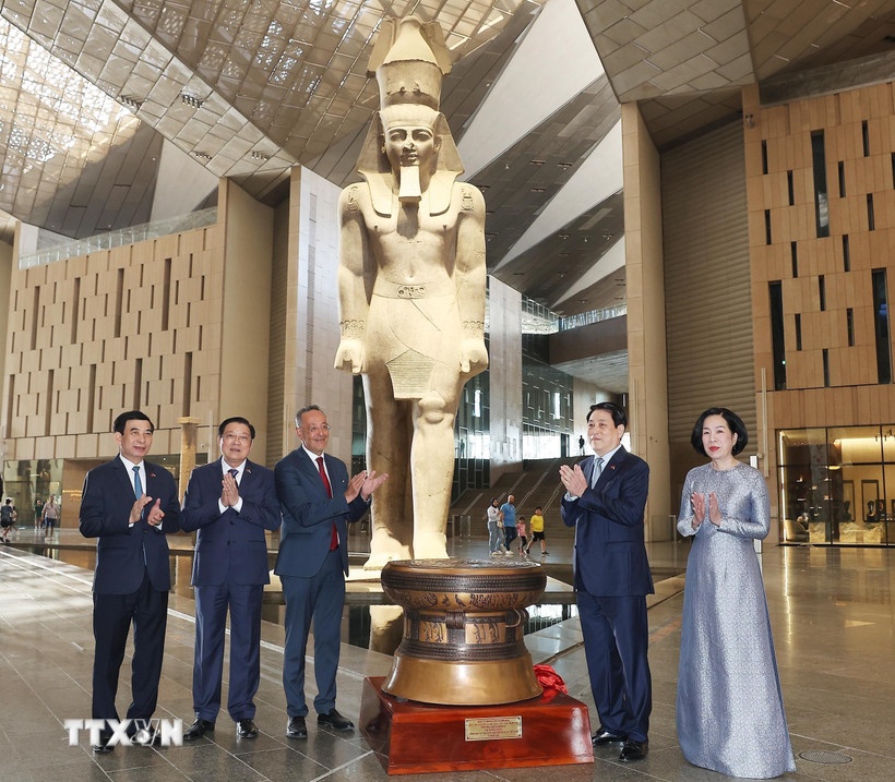 Chu tich nuoc Luong Cuong anh 1