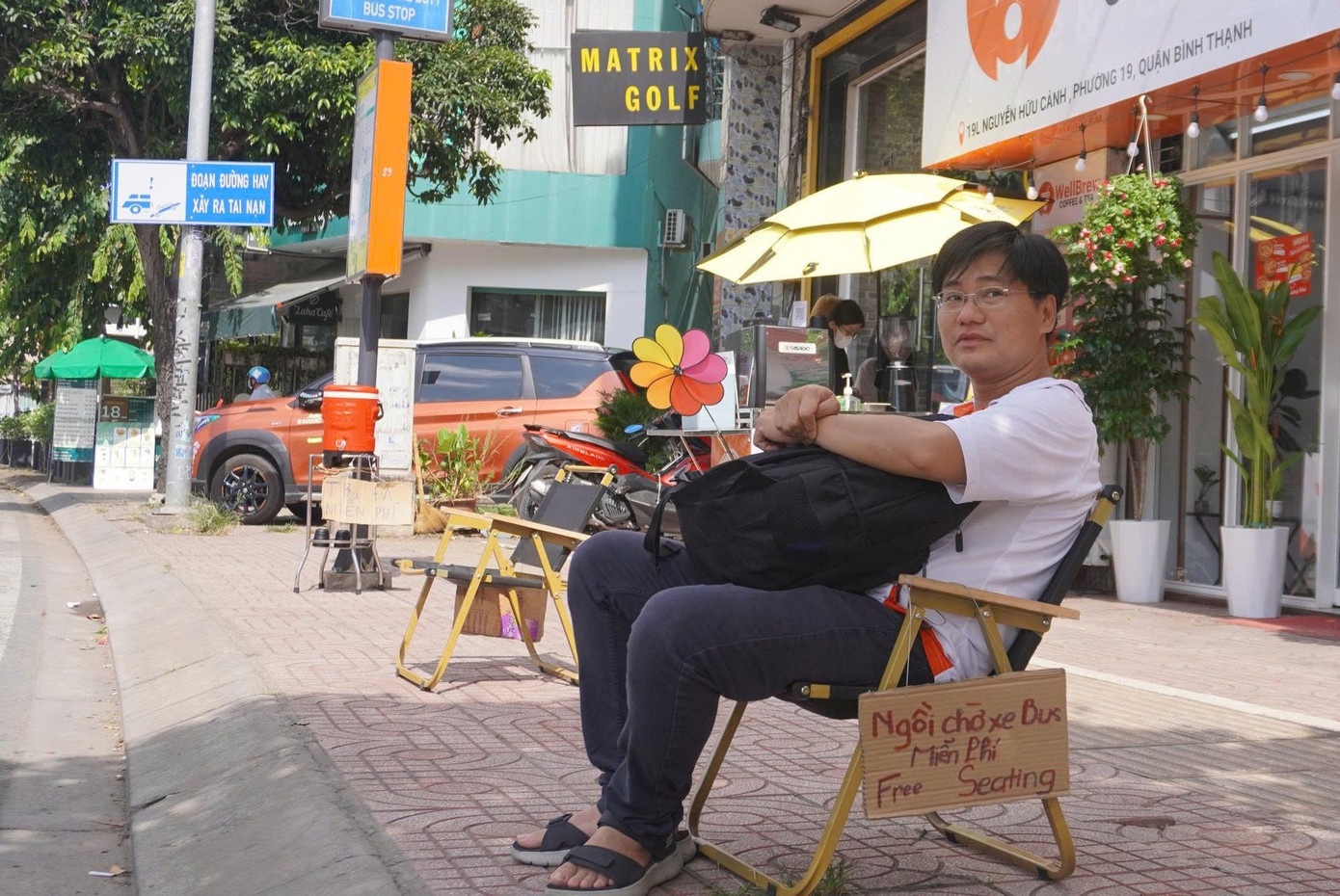 Ghe khong thuoc ai TP.HCM anh 3