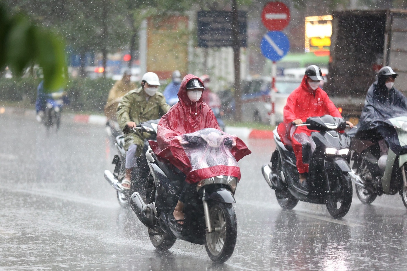 Ha Noi nang nong anh 1