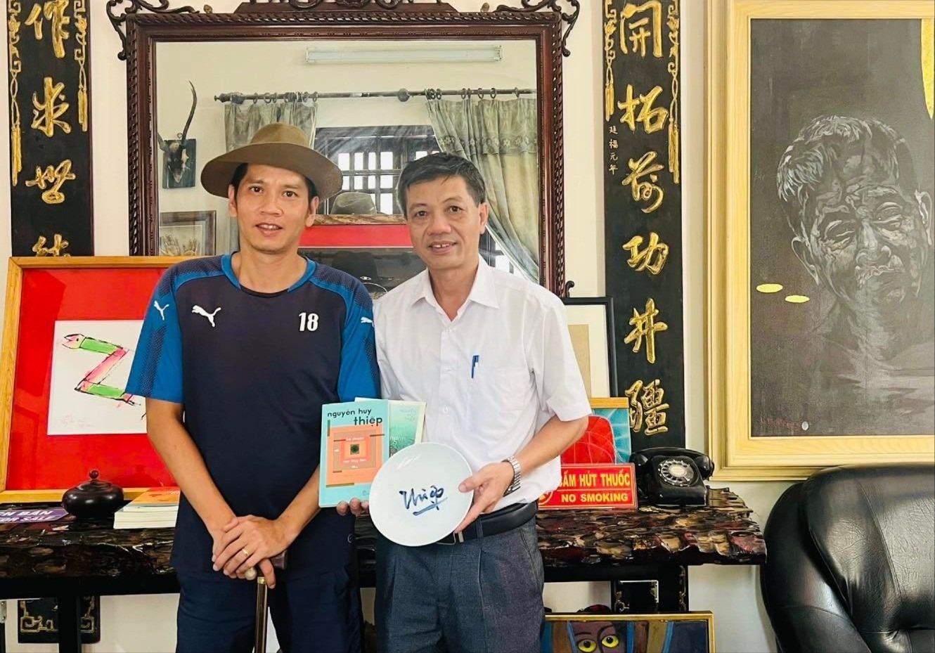 Nguyen Huy Thiep anh 1