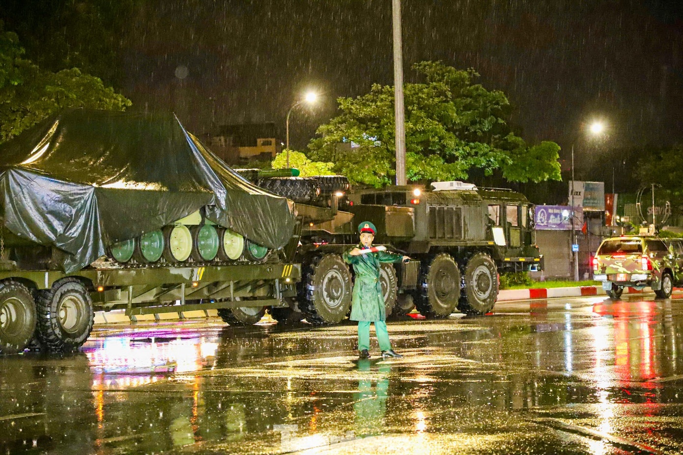 Dieu binh Quoc khanh 2/9 anh 2