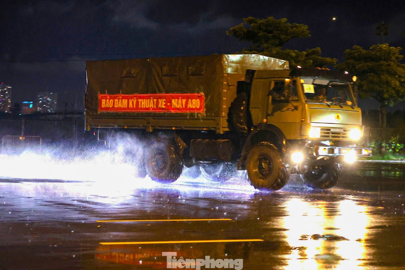 Dieu binh Quoc khanh 2/9 anh 5