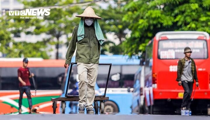 Nang nong Ha Noi anh 1
