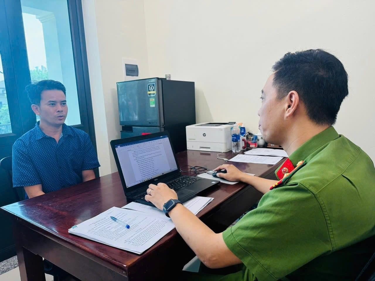 Khoi to hai cha con anh 2