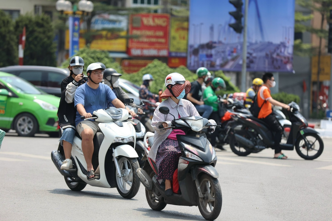 Mua Ha Noi mien Bac anh 1
