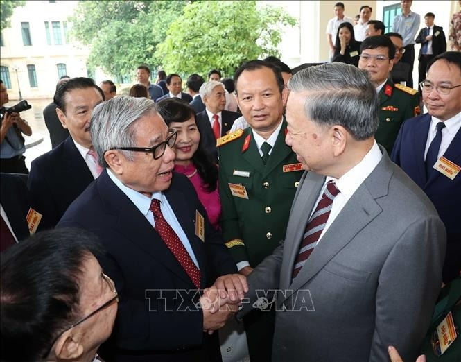Tong Bi thu anh 7