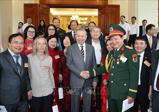 Tong Bi thu anh 5