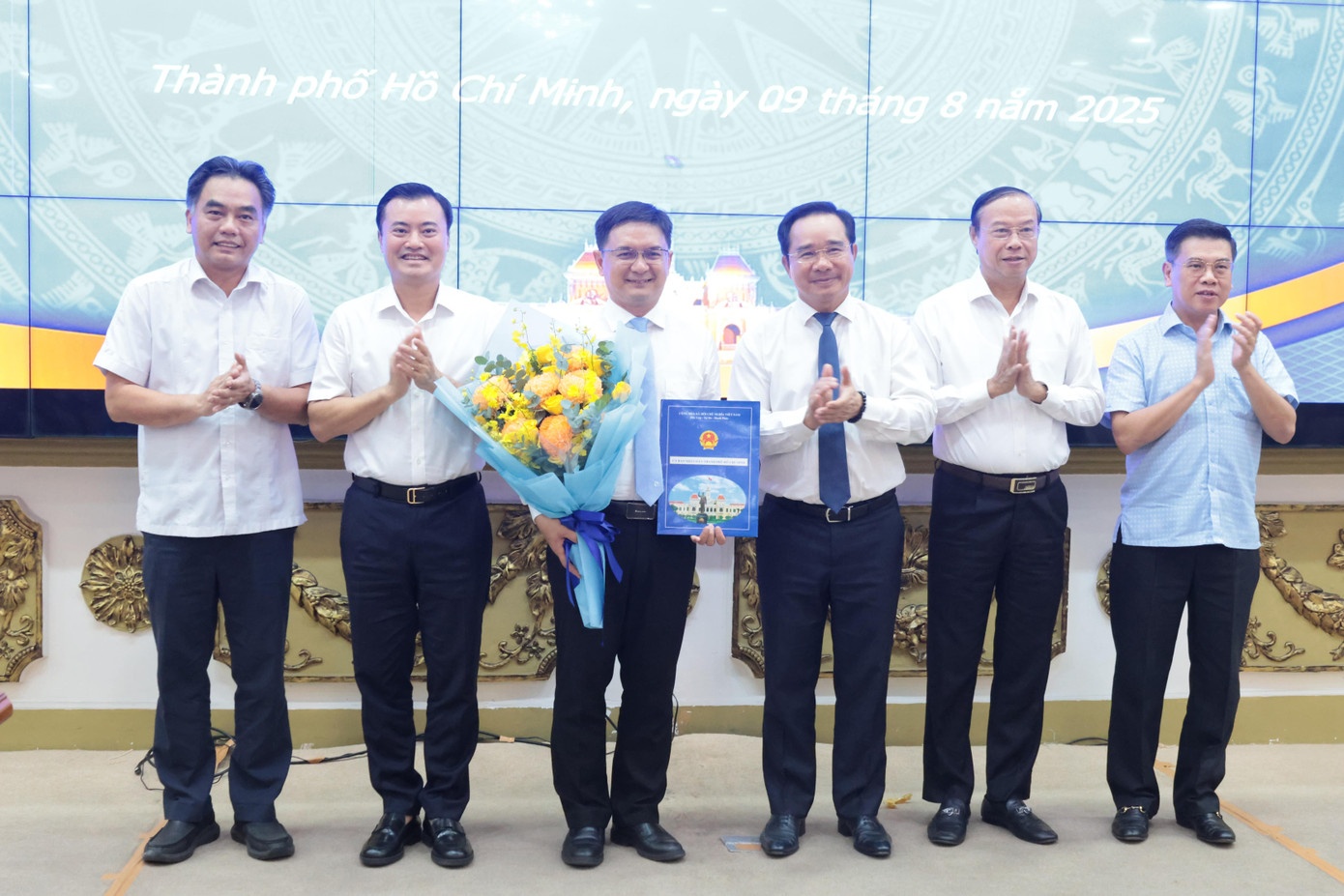 Nguyen Manh Cuong TP.HCM anh 2