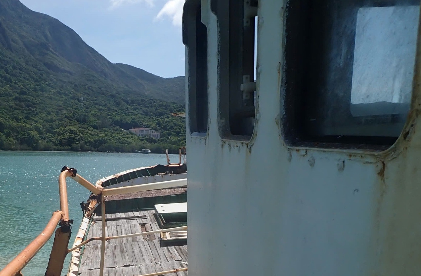 Tau Sheng Li Con Dao anh 8