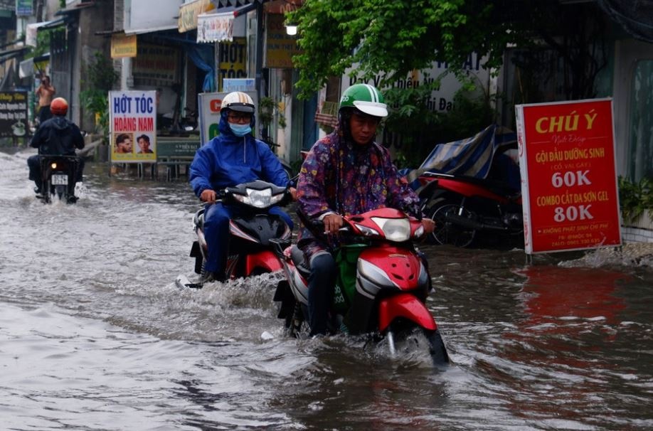 Tinh hinh mua dong o TP.HCM trong tuan moi hinh anh