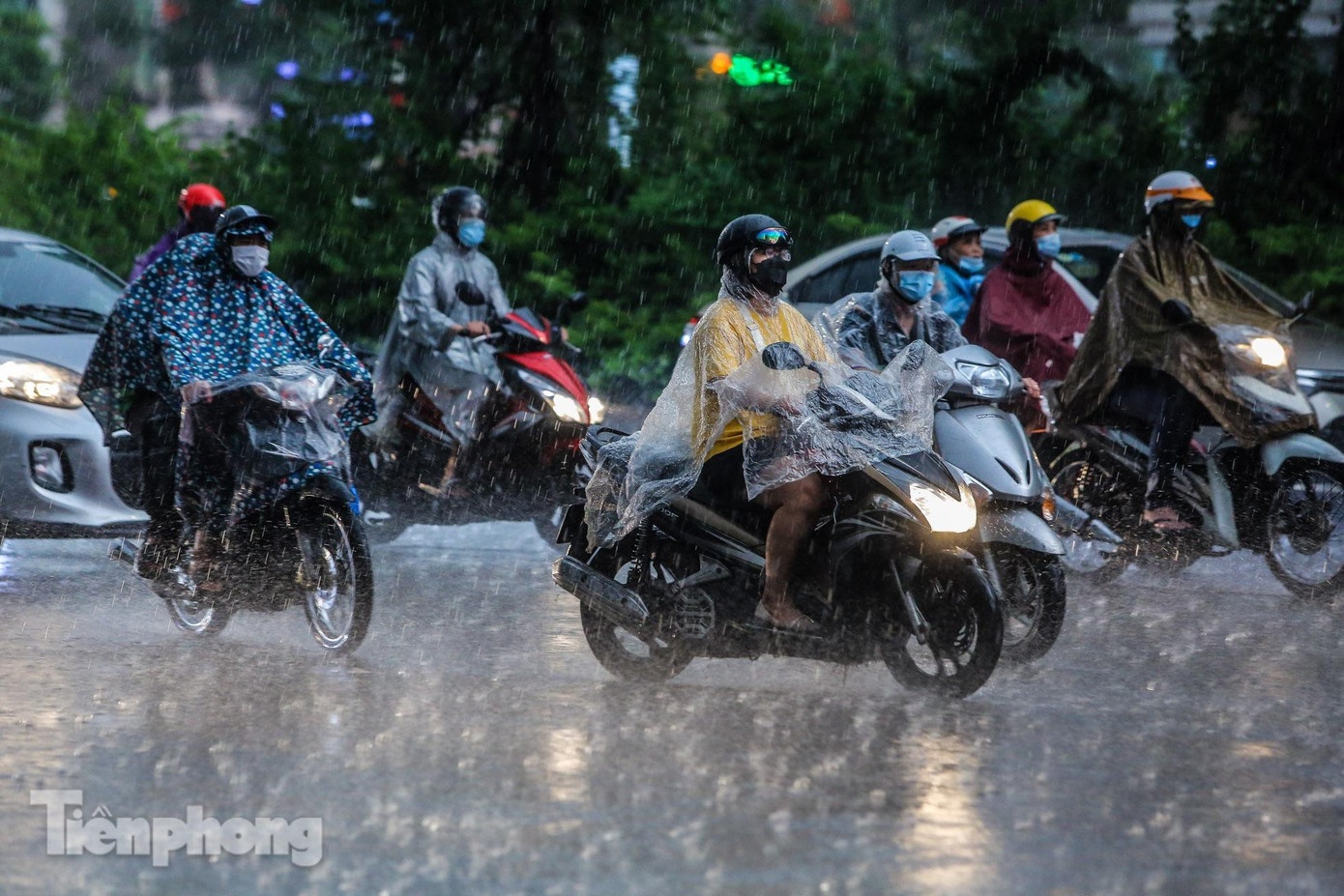 Mua Ha Noi 11/8 anh 1