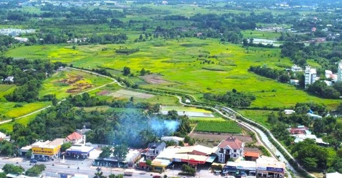 Du an nha bo hoang 17 nam tren 'dat vang' TP.HCM bi thu hoi hinh anh