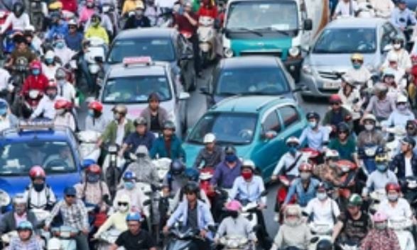 Pho chu tich Quoc hoi luu y lo trinh cam xe may xang o Vanh dai 1 hinh anh