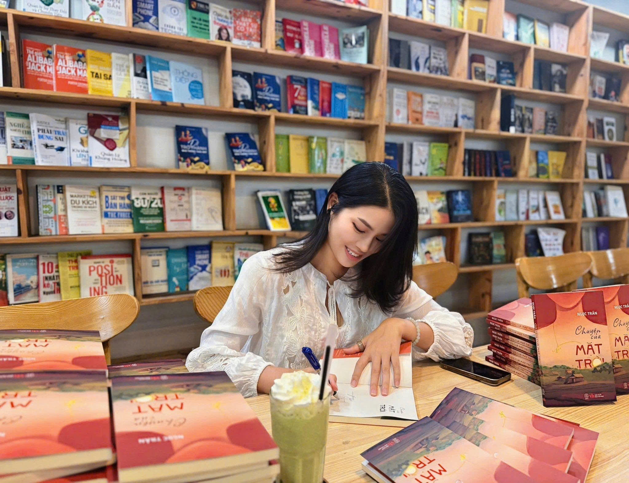 Chuyen cua mat troi anh 2