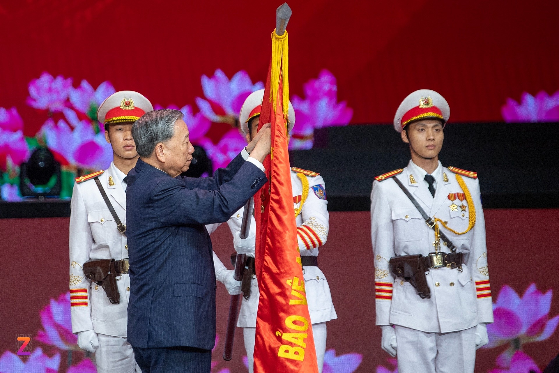 Cong an nhan dan anh 2