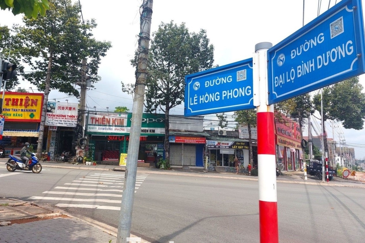 Chuyen 'cuoi ra nuoc mat' o TP.HCM: Chay toi chay lui 30 phut van lac hinh anh