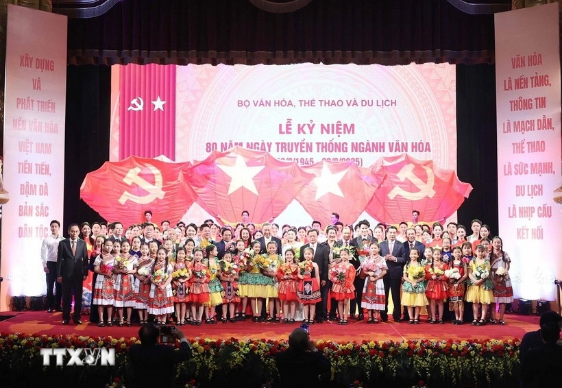 Tong Bi thu anh 1