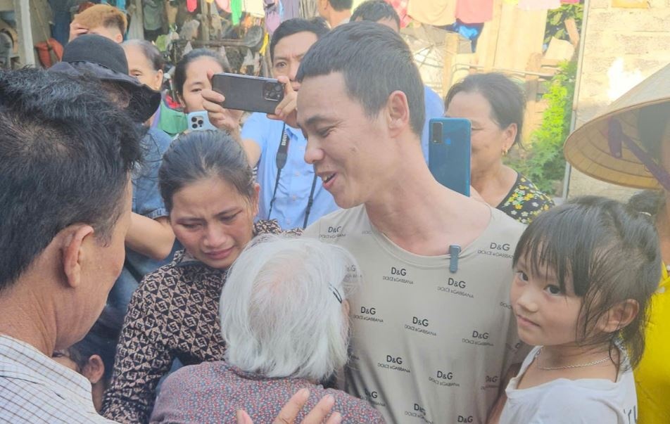 Thai Khac Thanh mong muc an nhe nhat de lam lai cuoc doi hinh anh