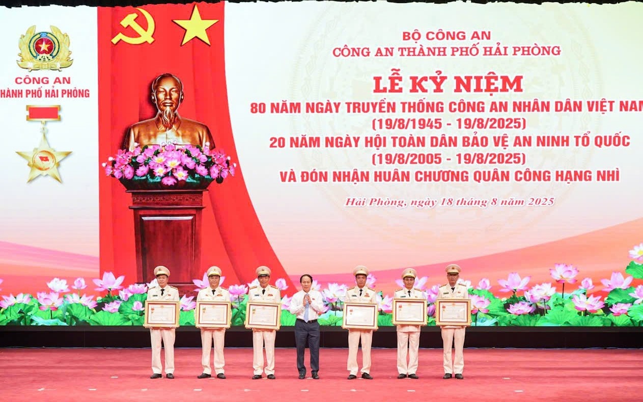 Cong an Hai Phong anh 4