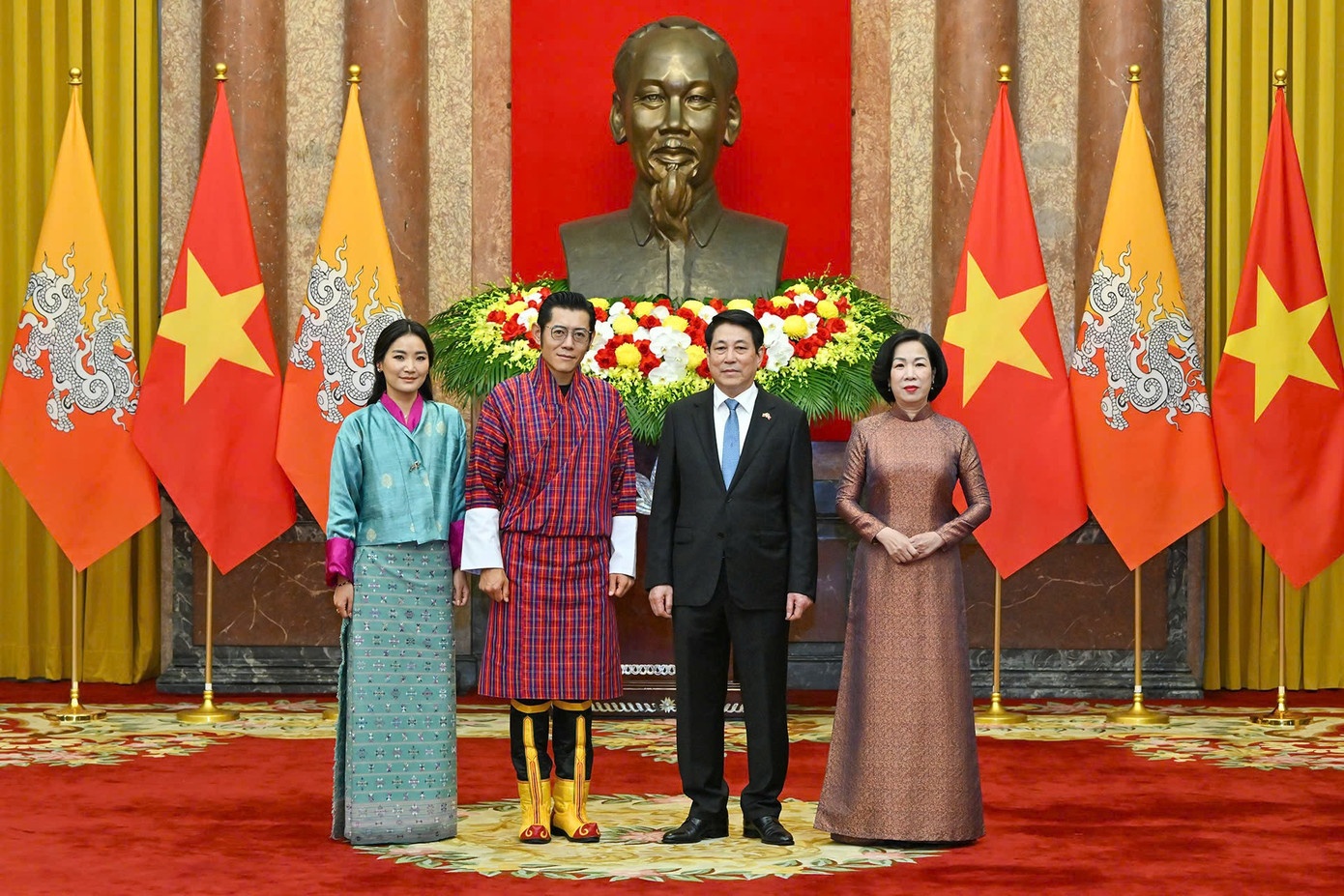 Chu tich nuoc Luong Cuong anh 5