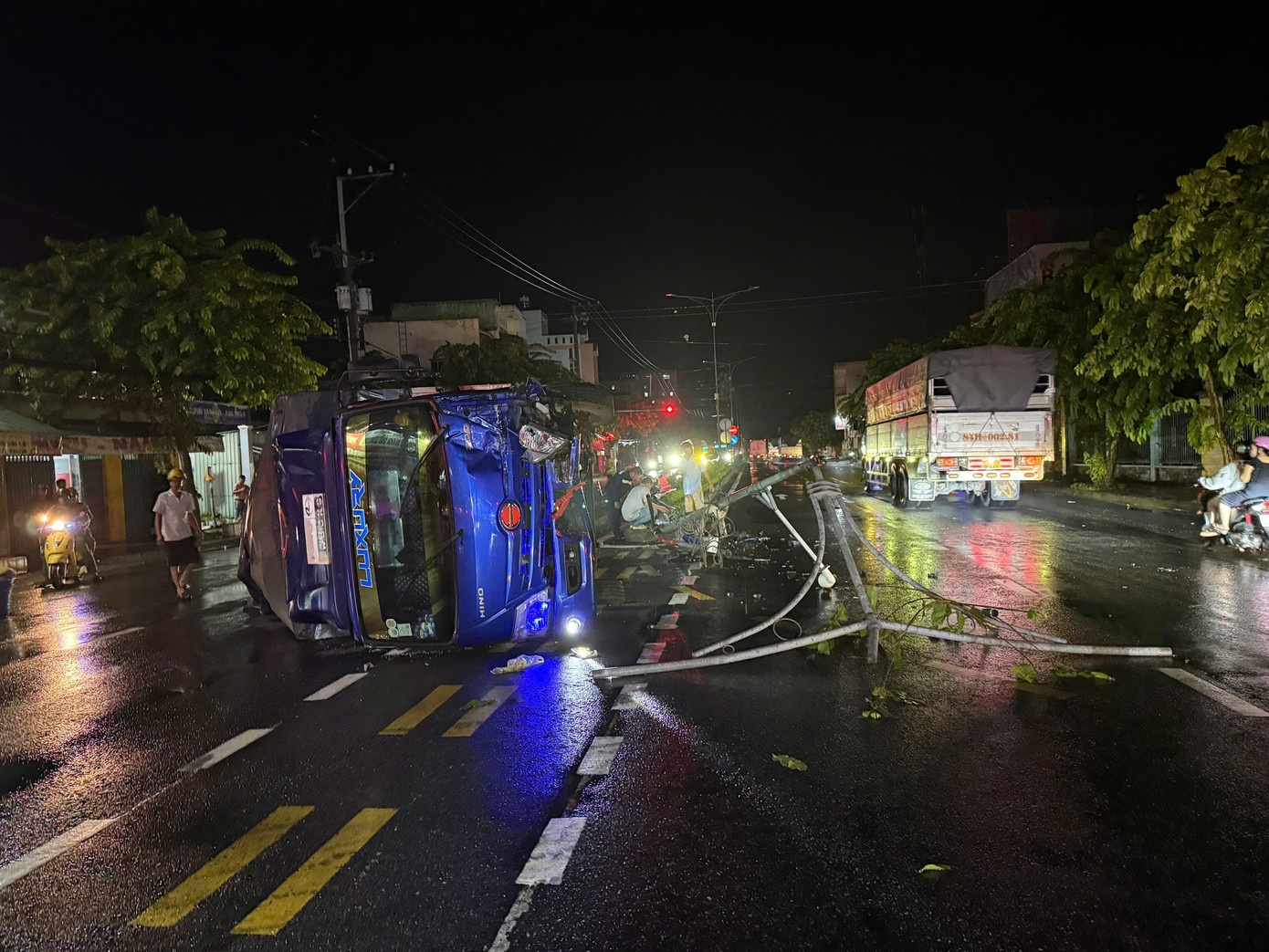 Xe sau rieng Vinh Long anh 1