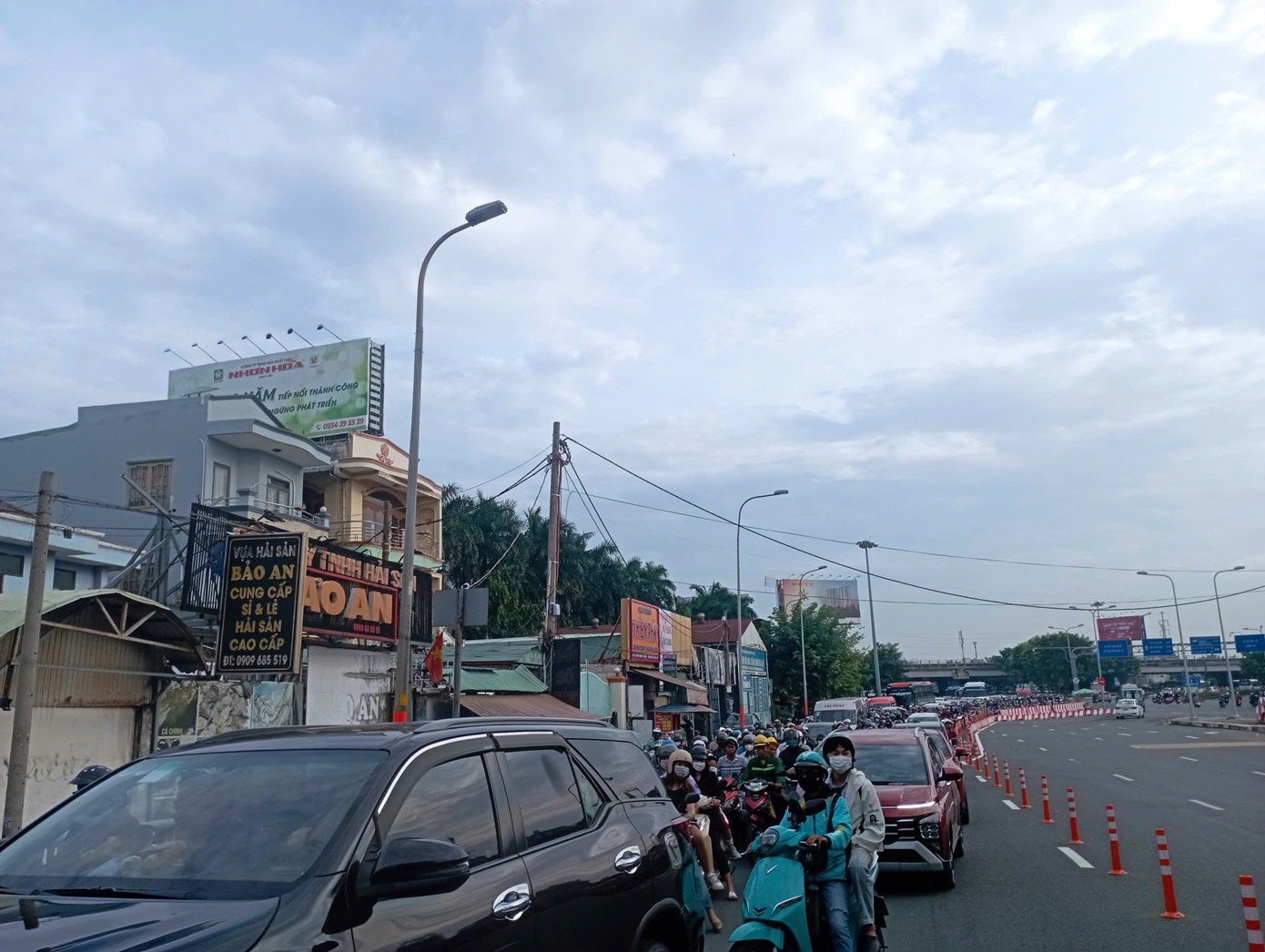 Ket cua ngo Dong TP.HCM anh 11