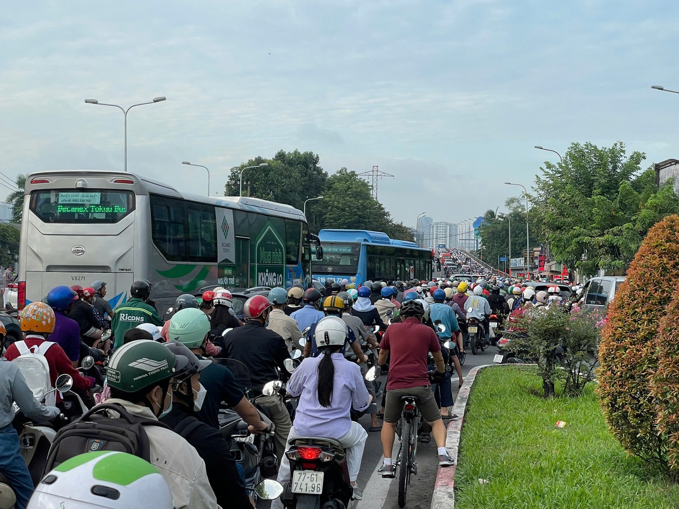 Ket cua ngo Dong TP.HCM anh 2