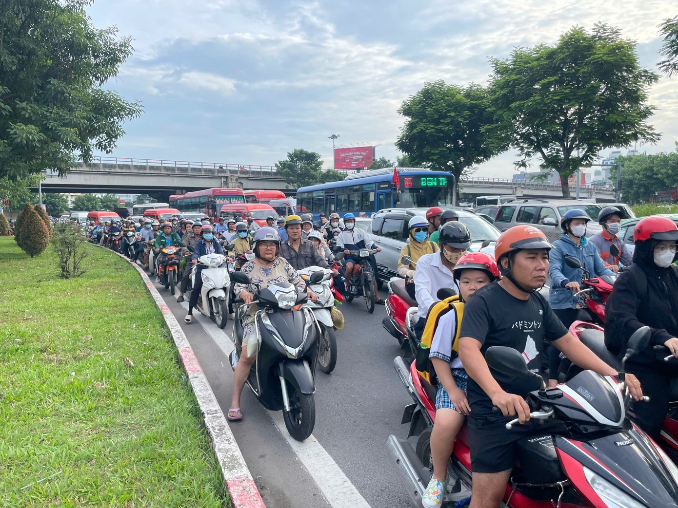 Ket cua ngo Dong TP.HCM anh 5