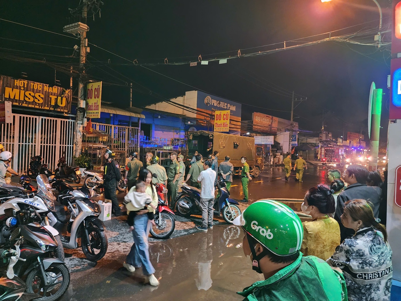 Chay xuong bong den TP.HCM anh 3