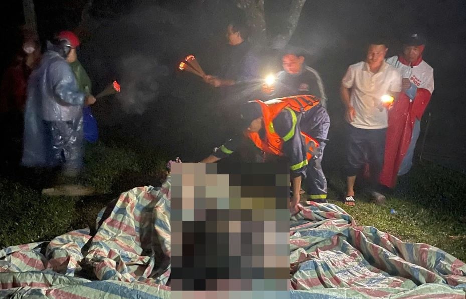 Thi the noi tren song Serepok sau hai ngay mat tich hinh anh