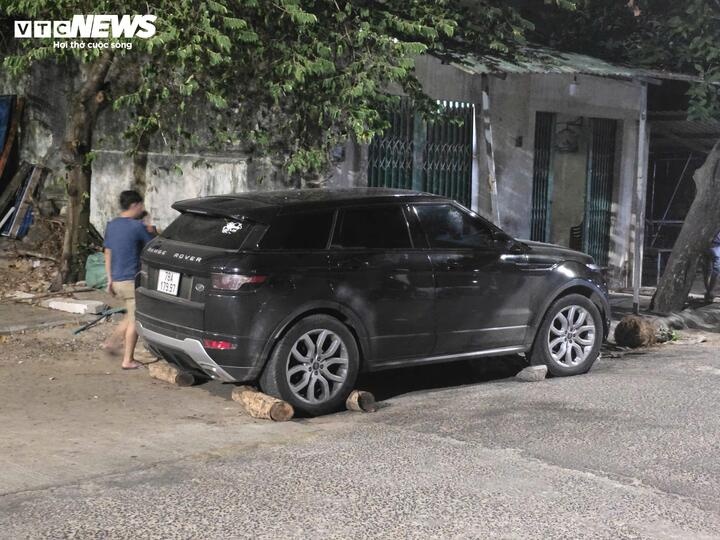 Range Rover lao nha dan anh 2