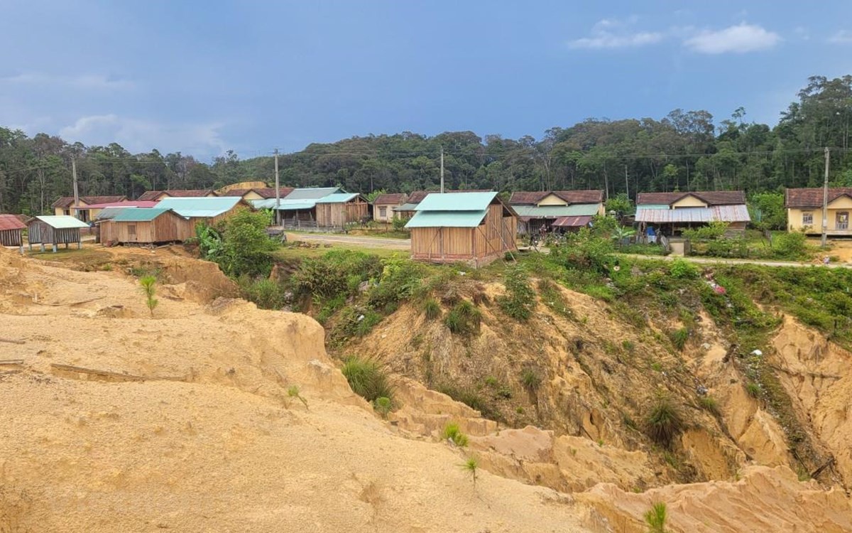 Dong dat 3,6 do xay ra tai Phu Tho, nguoi dan Ha Noi cam nhan rung lac hinh anh