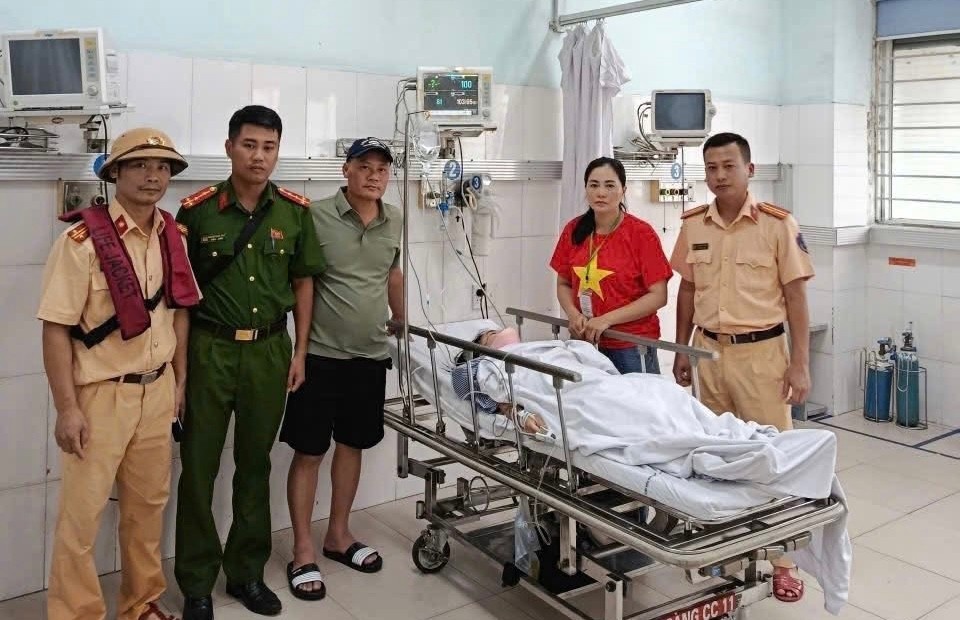 Nhay cau Hai Phong anh 1