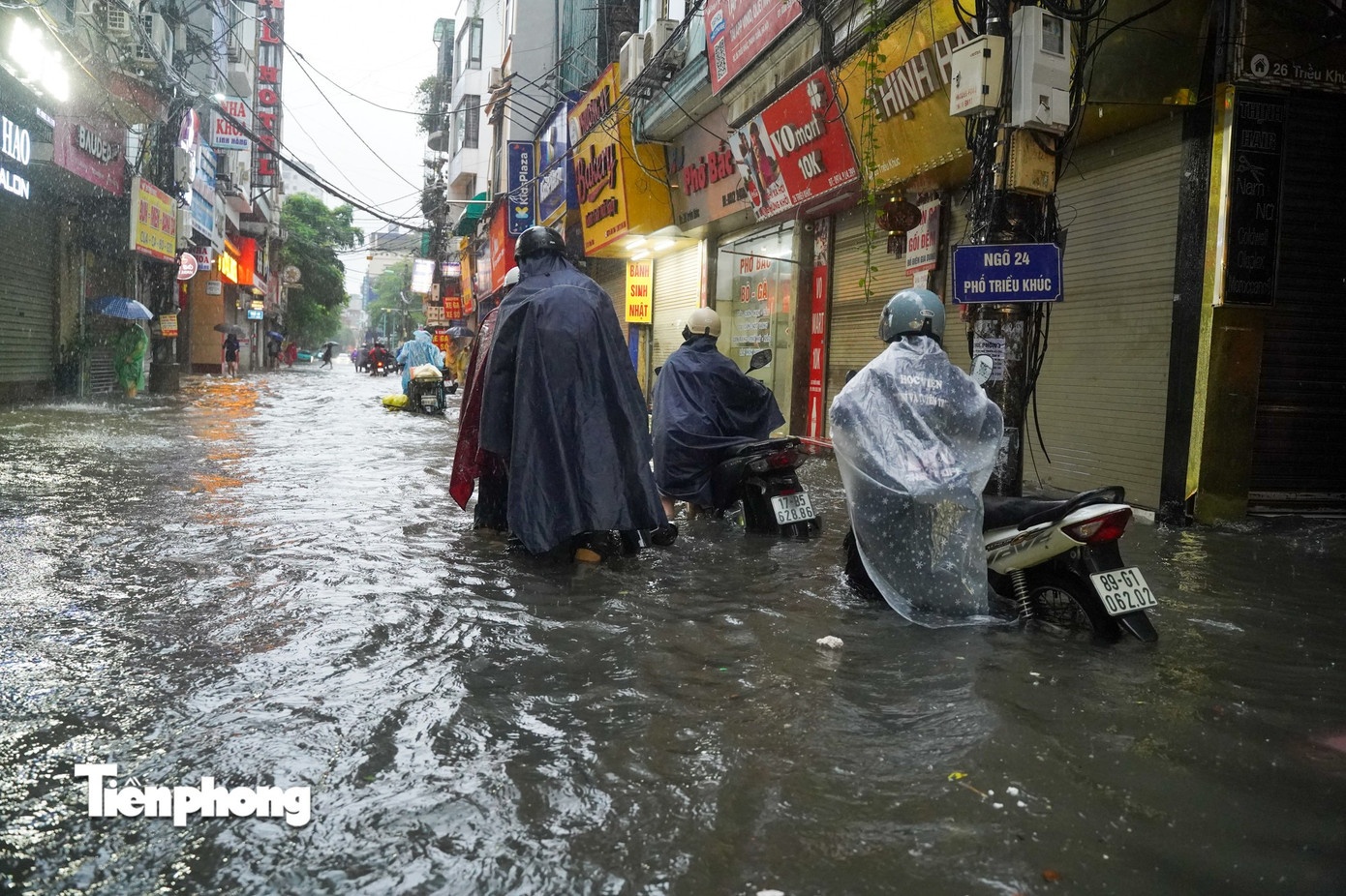 mua ngap Ha Noi anh 12