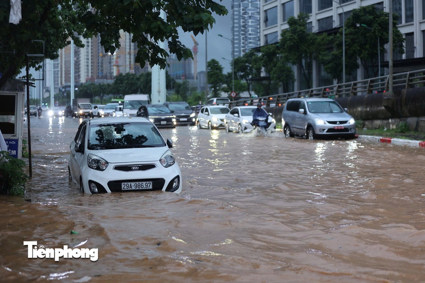 mua ngap Ha Noi anh 8