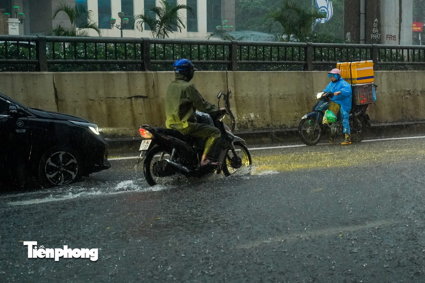 mua ngap Ha Noi anh 5