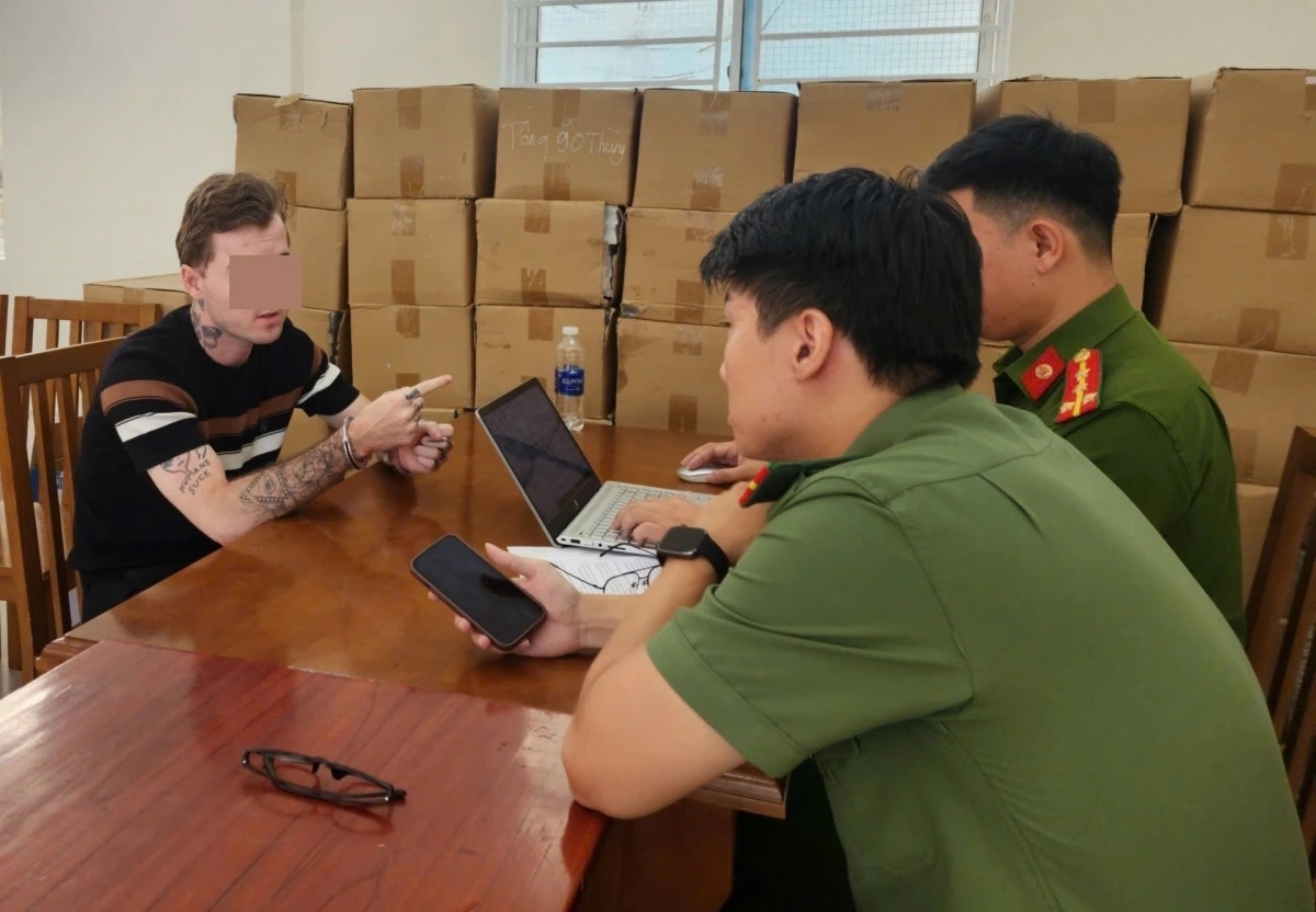 mau thuan trong quan bar anh 1