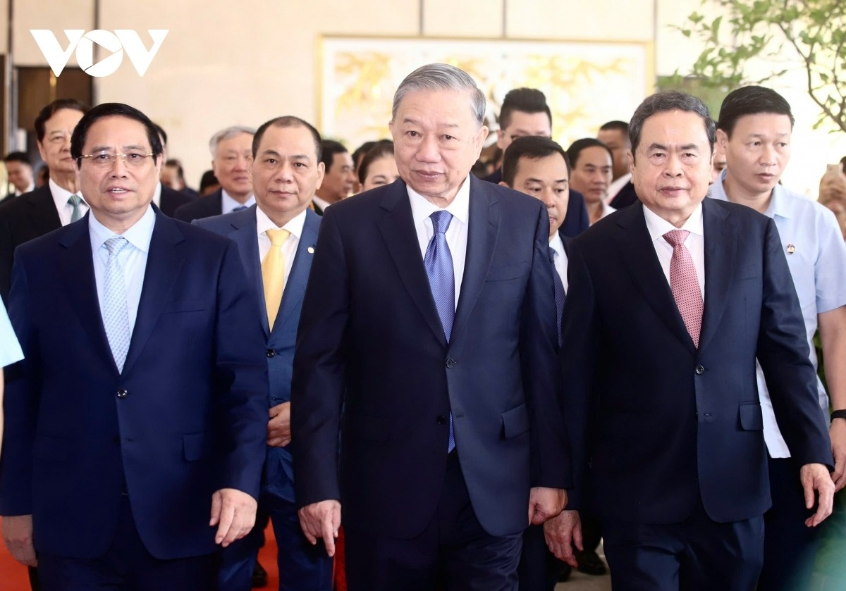 Tong Bi thu anh 1