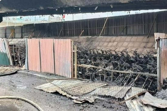 Co the han che xe di len cau Vinh Tuy sau vu chay hinh anh