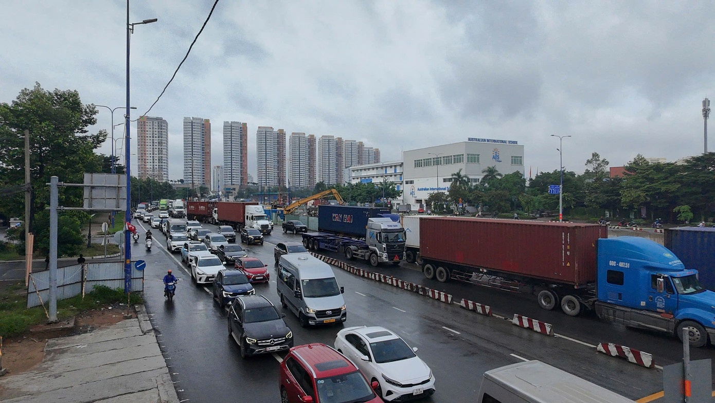 Ket xe Sai Gon TP.HCM anh 12
