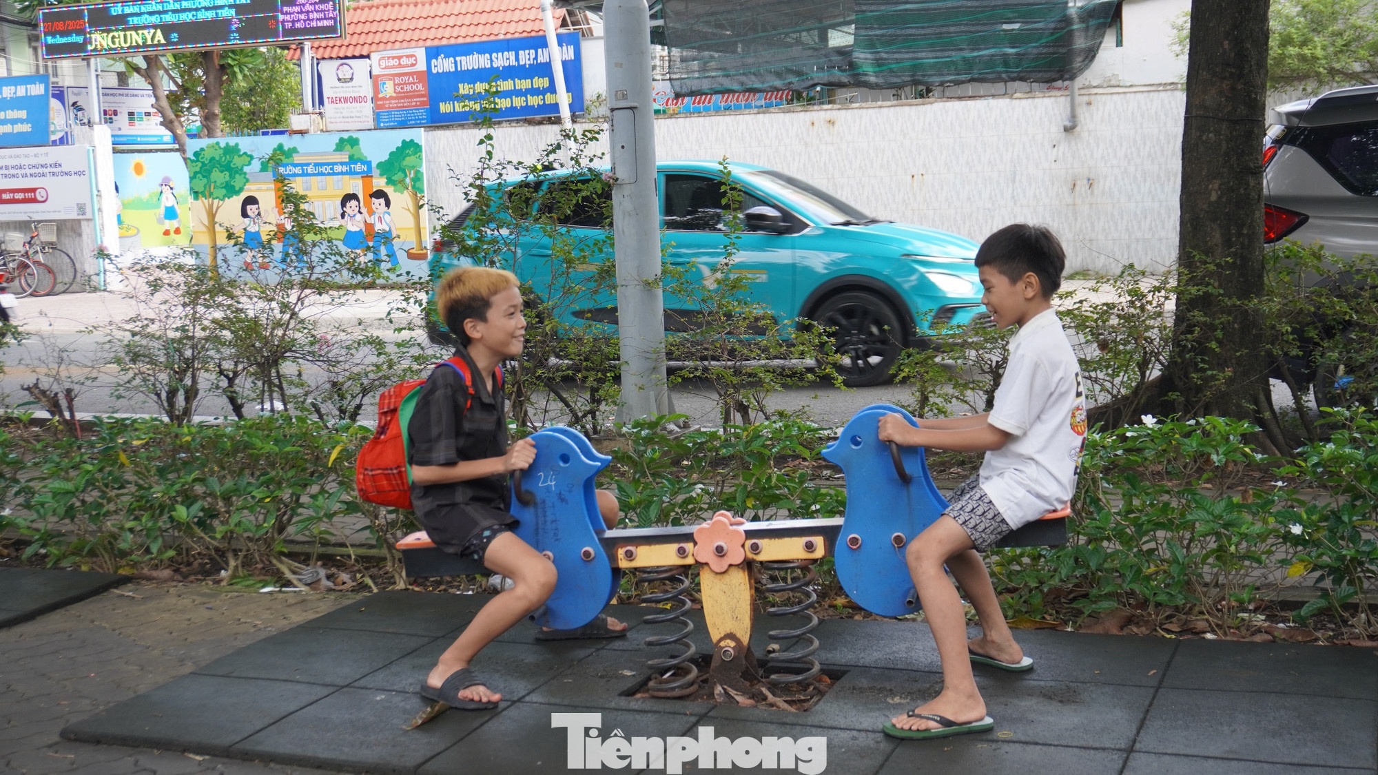 Kenh chet Sai Gon TP.HCM anh 4