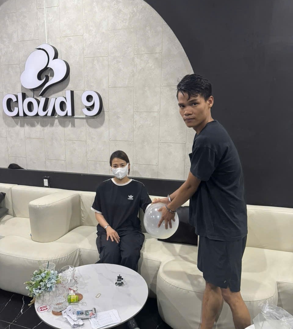 Ban bong cuoi TP.HCM anh 2