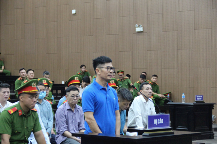 Pham Thai Ha,  Tap doan Thuan An,  Nguyen Duy Hung anh 2