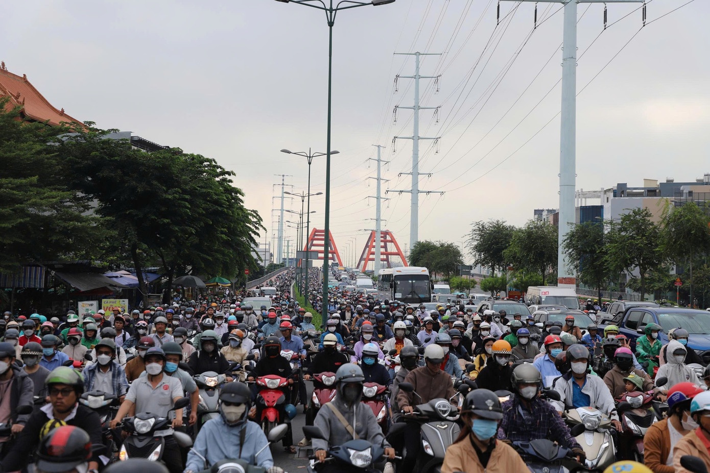 Ket xe Tay TP.HCM anh 10