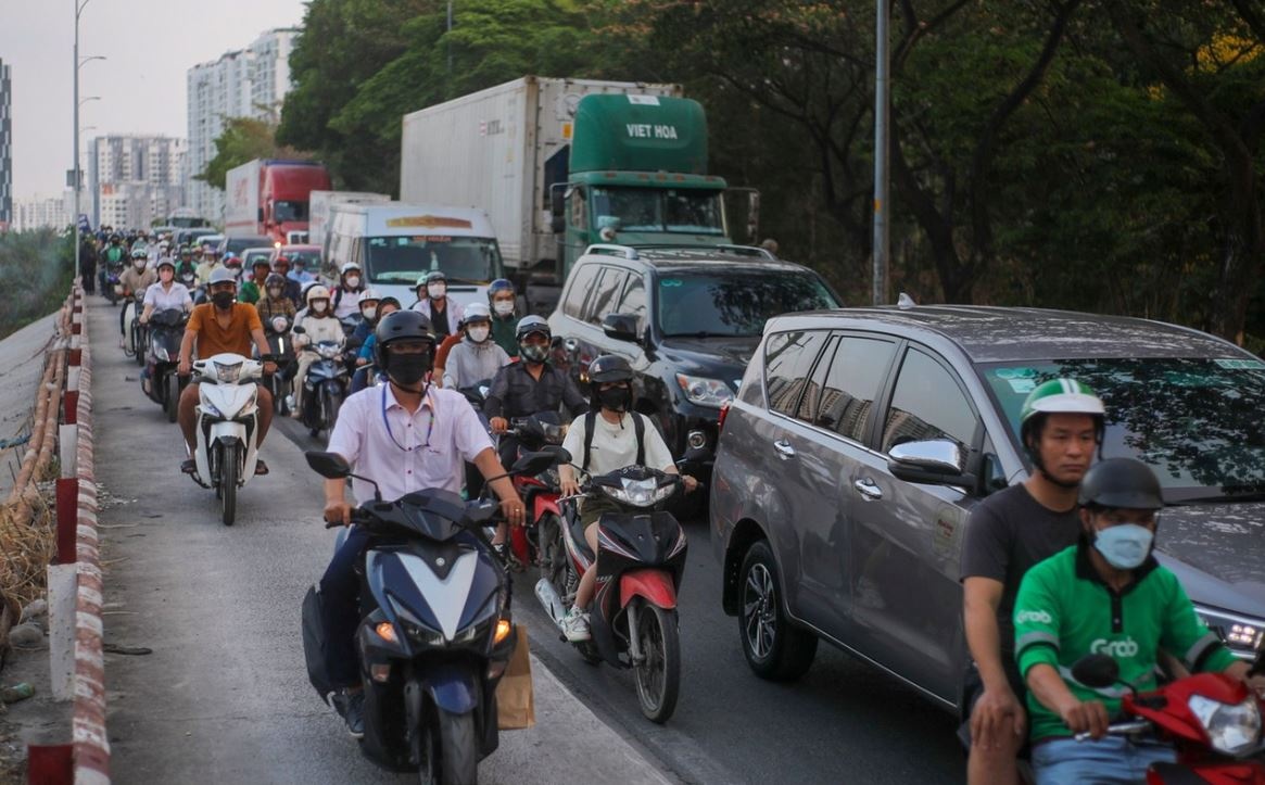 TP.HCM se xay 6,6 km duong tren cao noi voi cao toc truc Bac - Nam hinh anh