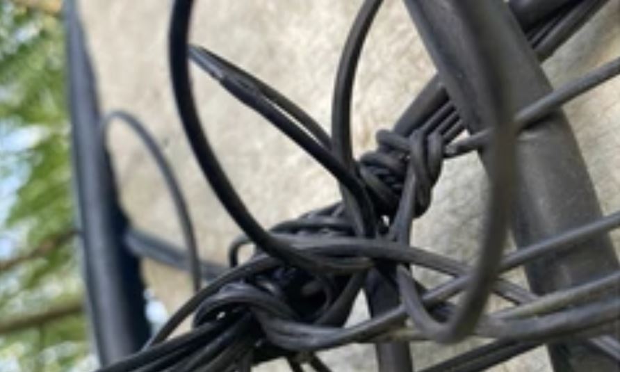 Cu ba U80 song don than ‘soc’ voi hoa don dien hon 12 trieu dong hinh anh